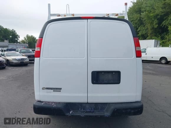 ✅ 2016 Chevrolet Express Cargo • VIN: 1GCWGAFFXG1148314 • Lot: 42993018. Listed on IAAI with 113,181 mi. Free auction sales archive from the USA and detailed vehicle history report at DreamBid. Image 16.