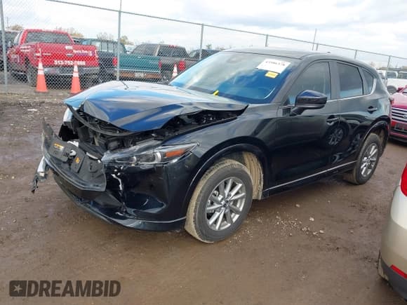 ✅ 2024 Mazda CX-5 S Select • VIN: JM3KFBBL7R0484473 • Lot: 43586378. Listed on IAAI with 11,981 mi. Free auction sales archive from the USA and detailed vehicle history report at DreamBid. Image 2.