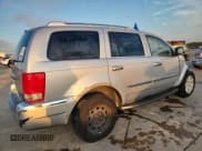 ✅ 2007 Chrysler Aspen Limited • VIN: 1A8HW58PX7F503082 • Lot: 90054645. Wystawiony na Copart z przebiegiem 141 510 mil. Bezpłatny archiwum sprzedaży aukcyjnych z USA i szczegółowy raport historii pojazdu na DreamBid. Zdjęcie 3.