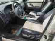 2005 Mercury Mariner Luxury с VIN 4M2YU56145DJ14548, выставлен на аукционе Copart как лот 56871115 с пробегом 114 729 миль миль и Чистый • Clean title. История ставок и продаж доступна на DreamBid. Изображение 7.