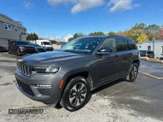 ✅ 2024 Jeep Grand Cherokee • VIN: 1C4RJYB61RC710248 • Lot: 89878595. Listed on Copart with 41,772 mi. Free auction sales archive from the USA and detailed vehicle history report at DreamBid. Image 1.