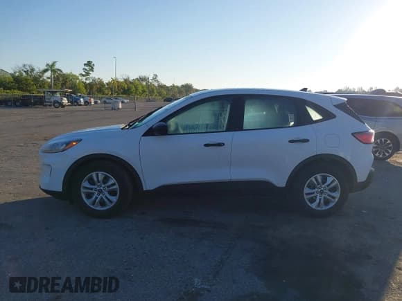 ✅ 2020 Ford Escape S • VIN: 1FMCU0F61LUC42320 • Lot: 43714728. Listed on IAAI with 27,452 mi. Free auction sales archive from the USA and detailed vehicle history report at DreamBid. Image 14.