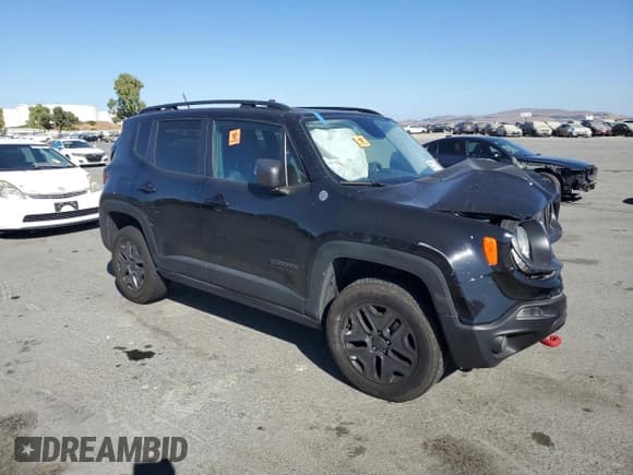 ✅ 2017 Jeep Renegade Trailhawk • VIN: ZACCJBCB6HPE80506 • Lot: 80711885. Listed on Copart with Not provided. Free auction sales archive from the USA and detailed vehicle history report at DreamBid. Image 4.