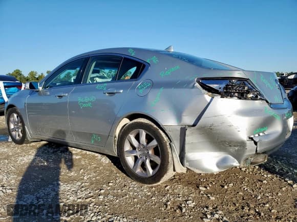 ✅ 2013 Acura TL • VIN: 19UUA8F27DA003839 • Lot: 85953705. Wystawiony na Copart z przebiegiem 105 735 mil. Bezpłatny archiwum sprzedaży aukcyjnych z USA i szczegółowy raport historii pojazdu na DreamBid. Zdjęcie 2.