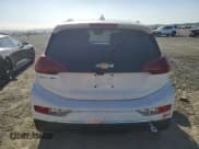 ✅ 2018 Chevrolet Bolt EV Premier • VIN: 1G1FX6S09J4136667 • Lot: 88350965. Wystawiony na Copart z przebiegiem Nie podano. Bezpłatny archiwum sprzedaży aukcyjnych z USA i szczegółowy raport historii pojazdu na DreamBid. Zdjęcie 6.