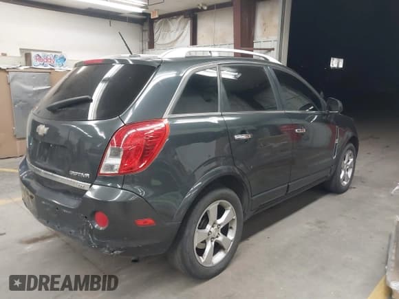 ✅ 2015 Chevrolet Captiva Sport LTZ • VIN: 3GNAL4EK3FS515323 • Lot: 41838368. Wystawiony na IAAI z przebiegiem 158 415 mil. Bezpłatny archiwum sprzedaży aukcyjnych z USA i szczegółowy raport historii pojazdu na DreamBid. Zdjęcie 4.