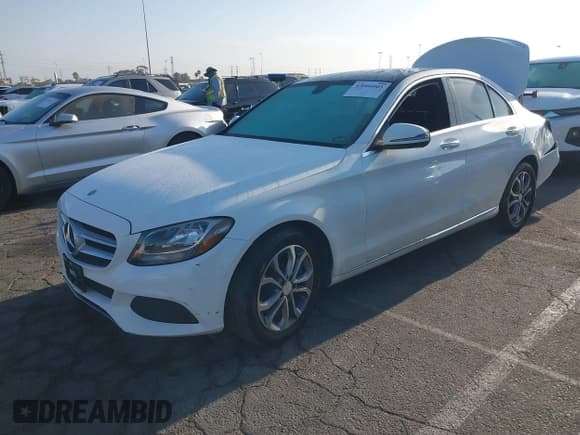✅ 2017 Mercedes-Benz C 300 • VIN: 55SWF4JB0HU233548 • Lot: 43066005. Listed on IAAI with 110,579 mi. Free auction sales archive from the USA and detailed vehicle history report at DreamBid. Image 18.