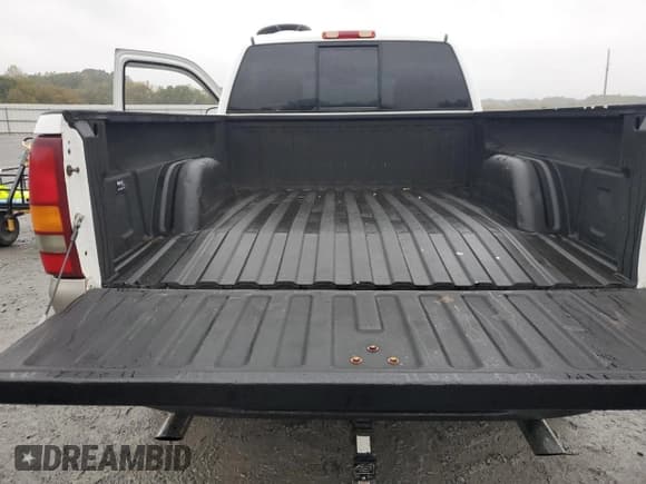 ✅ 2000 GMC Sierra 1500 SLE • VIN: 1GTEK14T8YZ146180 • Лот: 82765585. Опубликован ранее на Copart с пробегом 211 409 миль. Бесплатный доступ к архиву аукционных продаж из США и подробный отчёт об истории автомобиля на DreamBid. Изображение 10.