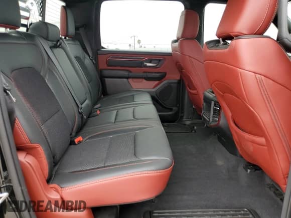 2025 Ram 1500 Rebel z VIN 1C6SRFLPXSN550944, wystawiony jako Copart lot #65262975 z przebiegiem 6 560 mil mil oraz Szkoda całkowita • Salvage title. Historia ofert i sprzedaży dostępna na DreamBid. Obrazek 10.