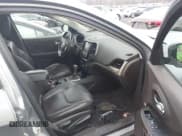 ✅ 2014 Jeep Cherokee Trailhawk • VIN: 1C4PJMBSXEW156973 • Lot: 43760581. Wystawiony na IAAI z przebiegiem 2 021 071 mil. Bezpłatny archiwum sprzedaży aukcyjnych z USA i szczegółowy raport historii pojazdu na DreamBid. Zdjęcie 5.