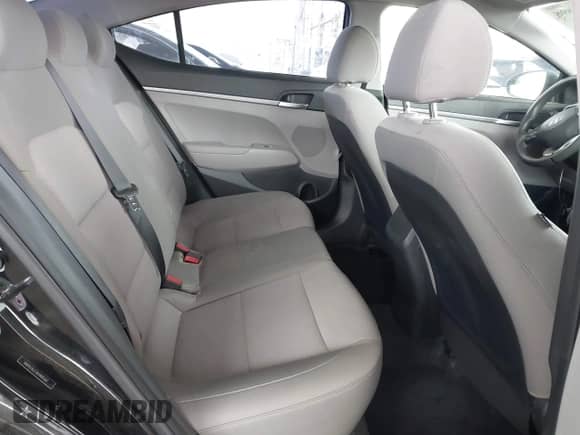 2019 Hyundai Elantra SE z VIN 5NPD74LF2KH487647, wystawiony jako IAAI lot #42182698 z przebiegiem 108 092 mil mil oraz . Historia ofert i sprzedaży dostępna na DreamBid. Obrazek 8.