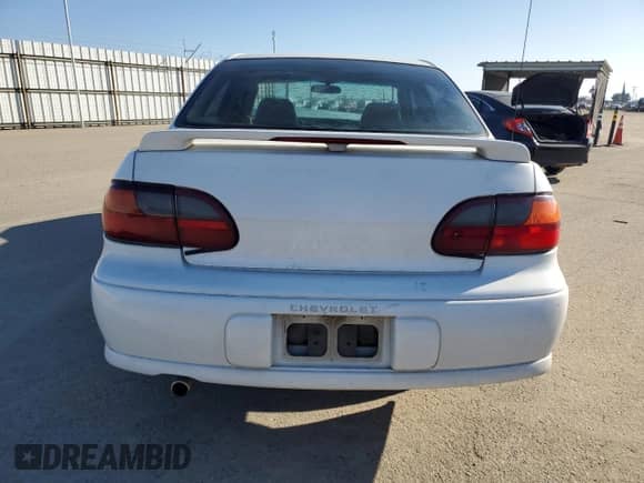 ✅ 2003 Chevrolet Malibu LS • VIN: 1G1NE52J63M589619 • Lot: 89018785. Wystawiony na Copart z przebiegiem 222 239 mil mil. Skorzystaj z bezpłatnego archiwum sprzedaży aukcyjnych z USA i zobacz szczegółowy raport historii pojazdu na DreamBid. Zdjęcie 6.