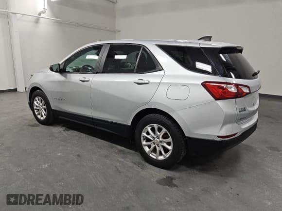 ✅ 2020 Chevrolet Equinox LS • VIN: 2GNAXFEV8L6197414 • Лот: 55846185. Опубликован ранее на Copart с пробегом 105 418 миль. Бесплатный доступ к архиву аукционных продаж из США и подробный отчёт об истории автомобиля на DreamBid. Изображение 2.
