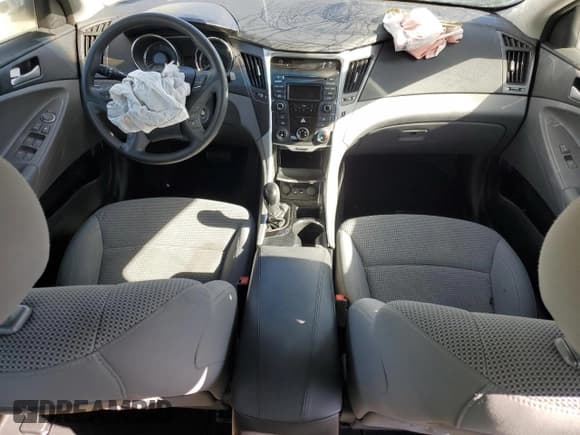 ✅ 2014 Hyundai Sonata GLS • VIN: 5NPEB4AC6EH908785 • Lot: 49233244. Wystawiony na Copart z przebiegiem Nie podano. Bezpłatny archiwum sprzedaży aukcyjnych z USA i szczegółowy raport historii pojazdu na DreamBid. Zdjęcie 8.