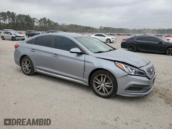 ✅ 2017 Hyundai Sonata Sport • VIN: 5NPE34AB9HH535914 • Лот: 41903063. Опубликован ранее на Copart с пробегом 48 251 миль. Бесплатный доступ к архиву аукционных продаж из США и подробный отчёт об истории автомобиля на DreamBid. Изображение 4.