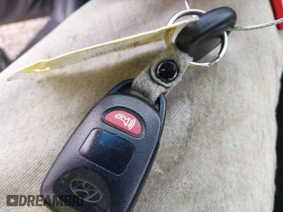 2014 Hyundai Elantra SE z VIN 5NPDH4AE5EH474595, wystawiony jako IAAI lot #43383354 z przebiegiem 112 394 mil mil oraz . Historia ofert i sprzedaży dostępna na DreamBid. Obrazek 11.