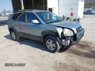 2007 Hyundai Tucson SE с VIN KM8JN72D87U669954, выставлен на аукционе IAAI как лот 41775808 с пробегом 107 097 миль миль и . История ставок и продаж доступна на DreamBid. Изображение 1.