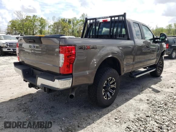 ✅ 2020 Ford F-250 XL • VIN: 1FT7X2BN5LEE72152 • Lot: 48145395. Listed on Copart with 20,757 mi. Free auction sales archive from the USA and detailed vehicle history report at DreamBid. Image 3.