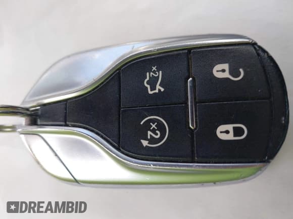 ✅ 2015 Maserati Ghibli S Q4 • VIN: ZAM57RTA6F1138201 • Лот: 43266970. Опубликован ранее на IAAI с пробегом 76 412 миль. Бесплатный доступ к архиву аукционных продаж из США и подробный отчёт об истории автомобиля на DreamBid. Изображение 11.