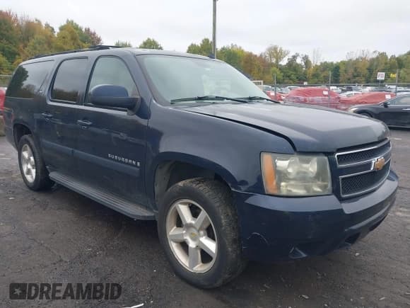 ✅ 2007 Chevrolet Suburban LTZ • VIN: 1GNFK16347J185242 • Лот: 43445413. Опубликован ранее на IAAI с пробегом 274 428 миль. Бесплатный доступ к архиву аукционных продаж из США и подробный отчёт об истории автомобиля на DreamBid. Изображение 1.