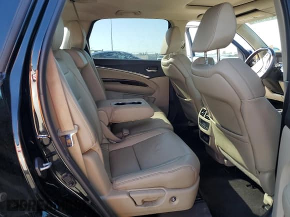 ✅ 2018 Acura MDX • VIN: 5J8YD3H39JL007182 • Лот: 81840205. Опубликован ранее на Copart с пробегом 127 799 миль. Бесплатный доступ к архиву аукционных продаж из США и подробный отчёт об истории автомобиля на DreamBid. Изображение 11.