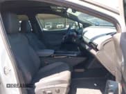 ✅ 2023 Volkswagen ID.4 Pro • VIN: 1V2VMPE81PC036773 • Lot: 42503288. Wystawiony na IAAI z przebiegiem 12 834 mil. Bezpłatny archiwum sprzedaży aukcyjnych z USA i szczegółowy raport historii pojazdu na DreamBid. Zdjęcie 5.