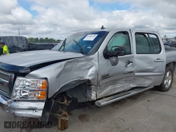 ✅ 2013 Chevrolet Silverado 1500 LT • VIN: 3GCPCSE08DG242403 • Lot: 43282499. Listed on IAAI with 115,108 mi. Free auction sales archive from the USA and detailed vehicle history report at DreamBid. Image 6.