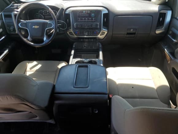 ✅ 2015 Chevrolet Silverado 1500 LT • VIN: 3GCPCRECXFG463779 • Lot: 70784745. Listed on Copart with 136,810 mi. Free auction sales archive from the USA and detailed vehicle history report at DreamBid. Image 8.