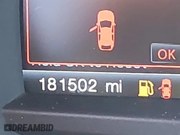 ✅ 2015 Ford Explorer Limited • VIN: 1FM5K8F81FGB55762 • Lot: 43693059. Wystawiony na IAAI z przebiegiem 181 502 mil. Bezpłatny archiwum sprzedaży aukcyjnych z USA i szczegółowy raport historii pojazdu na DreamBid. Zdjęcie 15.