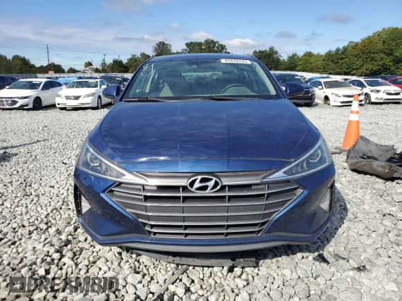 2020 Hyundai Elantra SE with VIN 5NPD74LF2LH512502, listed as a Copart auction lot 81478145 with 176,691 mi miles and Salvage title. Bid and sale history available at DreamBid. Image 5.