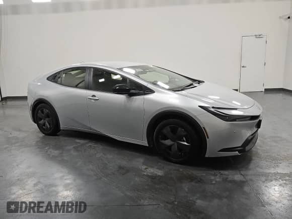 2024 Toyota Prius LE with VIN JTDACAAU3R3023447, listed as a Copart auction lot 87451355 with 29,991 mi miles and Clean title. Bid and sale history available at DreamBid. Image 4.