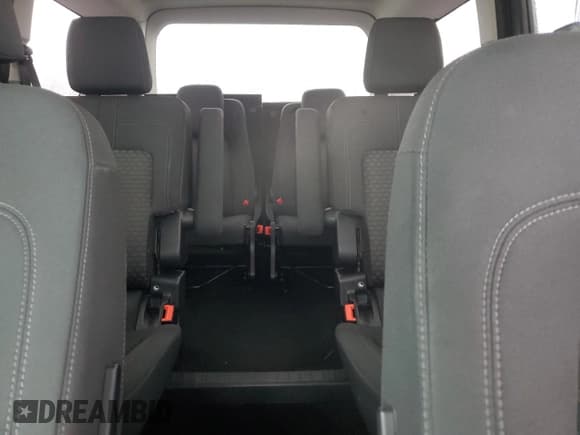 ✅ 2019 Ford Transit Connect XLT • VIN: NM0GE9F28K1390479 • Lot: 91710445. Wystawiony na Copart z przebiegiem 61 434 mil. Bezpłatny archiwum sprzedaży aukcyjnych z USA i szczegółowy raport historii pojazdu na DreamBid. Zdjęcie 10.