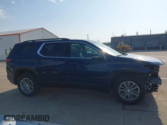 ✅ 2022 Chevrolet Traverse LT Cloth • VIN: 1GNERGKW4NJ151664 • Lot: 42049660. Listed on IAAI with 36,413 mi. Free auction sales archive from the USA and detailed vehicle history report at DreamBid. Image 14.