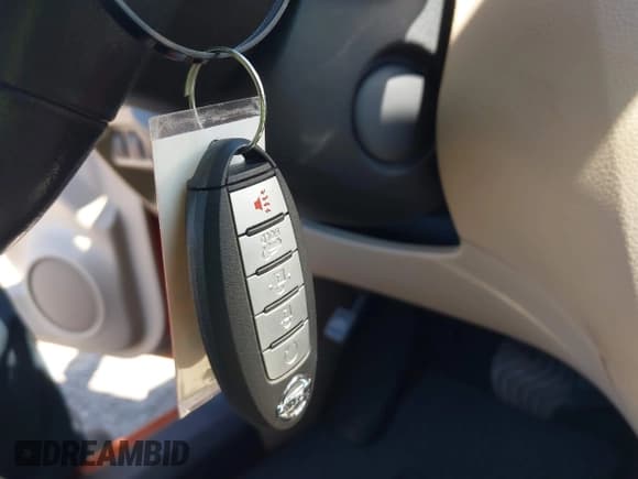 ✅ 2017 Nissan Rogue SL • VIN: 5N1AT2MV7HC751485 • Lot: 42070057. Listed on IAAI with 93,921 mi. Free auction sales archive from the USA and detailed vehicle history report at DreamBid. Image 11.