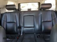 ✅ 2010 Chevrolet Suburban LT • VIN: 1GNUCJE09AR253538 • Lot: 70536284. Wystawiony na Copart z przebiegiem 242 152 mil. Bezpłatny archiwum sprzedaży aukcyjnych z USA i szczegółowy raport historii pojazdu na DreamBid. Zdjęcie 10.