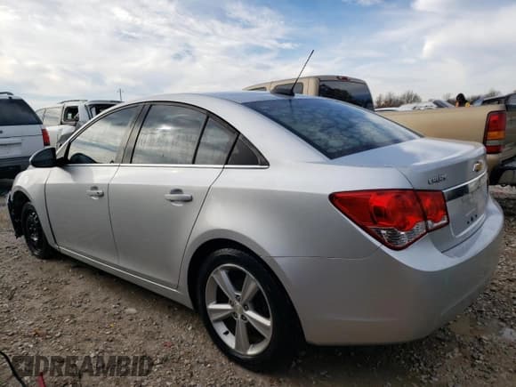 ✅ 2015 Chevrolet Cruze LT • VIN: 1G1PE5SB5F7286304 • Lot: 68357742. Listed on Copart with 130,129 mi. Free auction sales archive from the USA and detailed vehicle history report at DreamBid. Image 2.