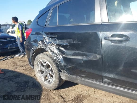 ✅ 2015 Subaru Crosstrek Limited • VIN: JF2GPAMC1F8259869 • Lot: 43033981. Wystawiony na IAAI z przebiegiem 183 874 mil. Bezpłatny archiwum sprzedaży aukcyjnych z USA i szczegółowy raport historii pojazdu na DreamBid. Zdjęcie 6.