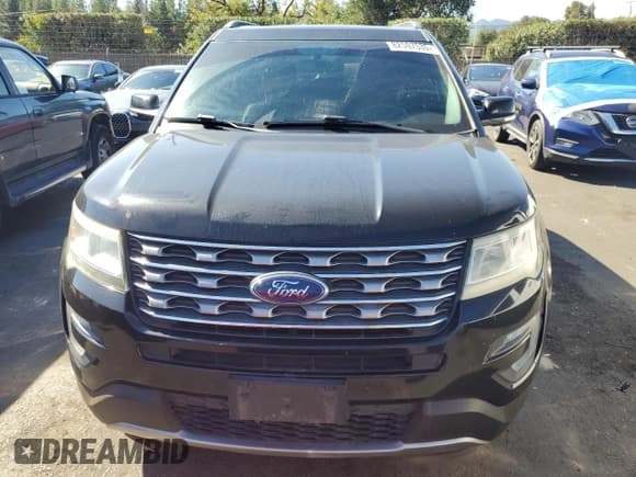 ✅ 2017 Ford Explorer XLT • VIN: 1FM5K7D85HGA12443 • Lot: 82597535. Wystawiony na Copart z przebiegiem 120 525 mil. Bezpłatny archiwum sprzedaży aukcyjnych z USA i szczegółowy raport historii pojazdu na DreamBid. Zdjęcie 5.