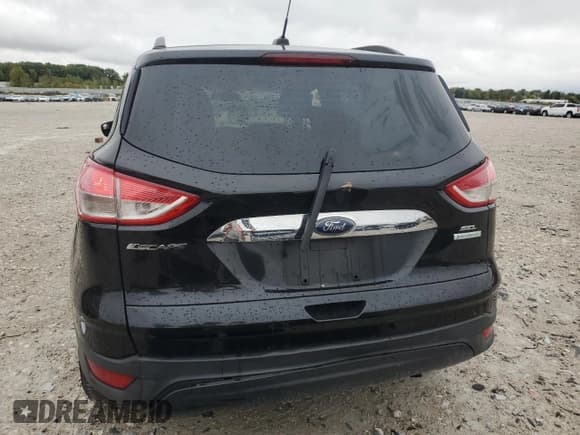 ✅ 2016 Ford Escape S • VIN: 1FMCU0F72GUA33229 • Лот: 85130755. Опубликован ранее на Copart с пробегом 174 351 миль. Бесплатный доступ к архиву аукционных продаж из США и подробный отчёт об истории автомобиля на DreamBid. Изображение 6.