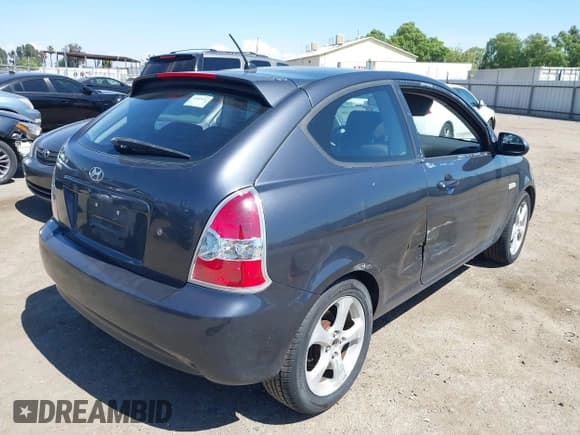 ✅ 2007 Hyundai Accent SE • VIN: KMHCN36C37U031369 • Лот: 42093760. Опубликован ранее на IAAI с пробегом 95 919 миль. Бесплатный доступ к архиву аукционных продаж из США и подробный отчёт об истории автомобиля на DreamBid. Изображение 4.