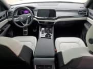 ✅ 2025 Volkswagen Atlas SEL Premium R-Line • VIN: 1V2FE2CAXSC215638 • Lot: 56838725. Listed on Copart with 1,821 mi. Free auction sales archive from the USA and detailed vehicle history report at DreamBid. Image 8.