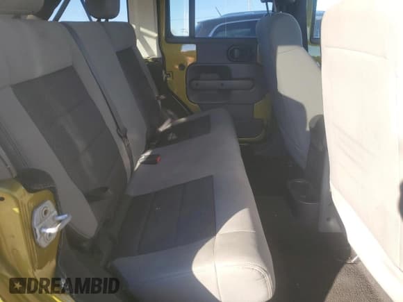 ✅ 2008 Jeep Wrangler Unlimited X • VIN: 1J4GA39108L567502 • Лот: 92637095. Опубликован ранее на Copart с пробегом 276 527 миль. Бесплатный доступ к архиву аукционных продаж из США и подробный отчёт об истории автомобиля на DreamBid. Изображение 11.