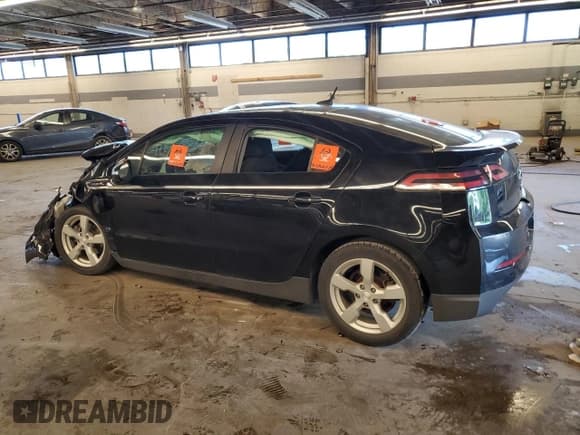 ✅ 2013 Chevrolet Volt • VIN: 1G1RA6E47DU137656 • Lot: 57665024. Wystawiony na Copart z przebiegiem Nie podano. Bezpłatny archiwum sprzedaży aukcyjnych z USA i szczegółowy raport historii pojazdu na DreamBid. Zdjęcie 2.