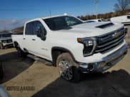 ✅ 2025 Chevrolet Silverado 2500HD • VIN: 1GC4KPE71SF109979 • Lot: 83874004. Listed on Copart with 4,571 mi. Free auction sales archive from the USA and detailed vehicle history report at DreamBid. Image 4.