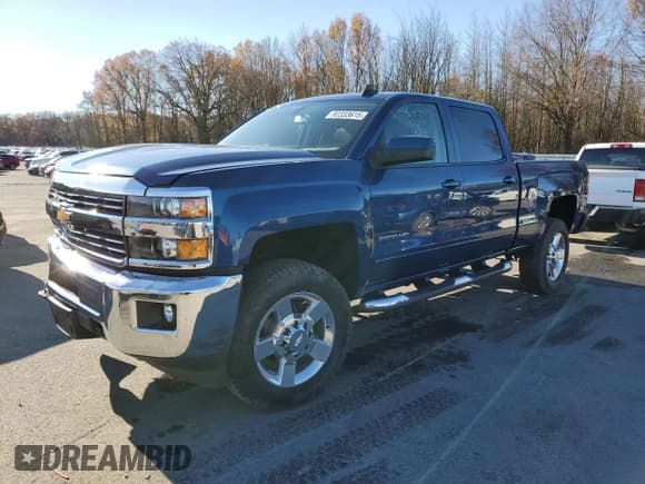 ✅ 2018 Chevrolet Silverado 2500HD LT • VIN: 1GC1KVEG1JF146262 • Лот: 92333615. Опубликован ранее на Copart с пробегом 114 738 миль. Бесплатный доступ к архиву аукционных продаж из США и подробный отчёт об истории автомобиля на DreamBid. Изображение 1.
