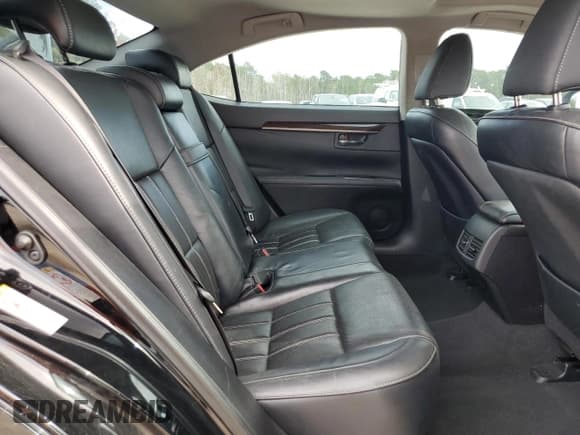 ✅ 2017 Lexus ES 350 • VIN: 58ABK1GGXHU067919 • Lot: 85901435. Listed on Copart with 121,622 mi. Free auction sales archive from the USA and detailed vehicle history report at DreamBid. Image 10.