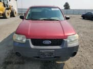 ✅ 2007 Ford Escape XLS • VIN: 1FMYU02ZX7KB09949 • Lot: 71545475. Wystawiony na Copart z przebiegiem 175 693 mil. Bezpłatny archiwum sprzedaży aukcyjnych z USA i szczegółowy raport historii pojazdu na DreamBid. Zdjęcie 5.