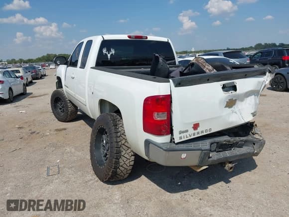 ✅ 2008 Chevrolet Silverado 1500 1LT • VIN: 1GCEC19J48Z227908 • Lot: 43246065. Listed on IAAI with 208,058 mi. Free auction sales archive from the USA and detailed vehicle history report at DreamBid. Image 3.