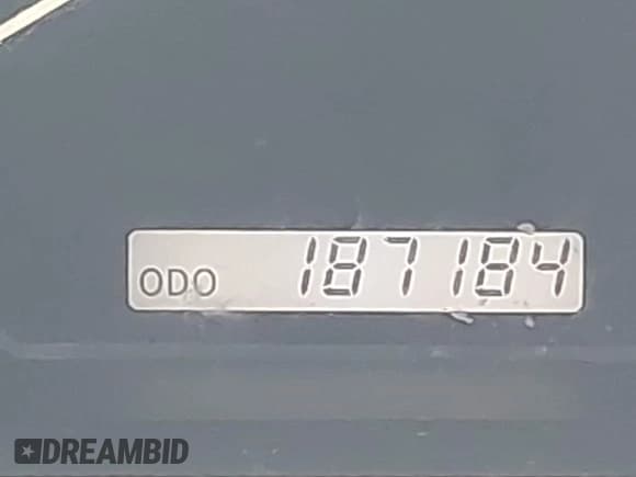 ✅ 2008 Lexus RX 350 • VIN: 2T2HK31U68C082376 • Lot: 43420350. Listed on IAAI with 187,184 mi. Free auction sales archive from the USA and detailed vehicle history report at DreamBid. Image 15.