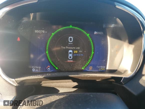 ✅ 2018 Chevrolet Volt Premier • VIN: 1G1RB6S53JU117734 • Lot: 81877124. Wystawiony na Copart z przebiegiem 85 076 mil. Bezpłatny archiwum sprzedaży aukcyjnych z USA i szczegółowy raport historii pojazdu na DreamBid. Zdjęcie 9.